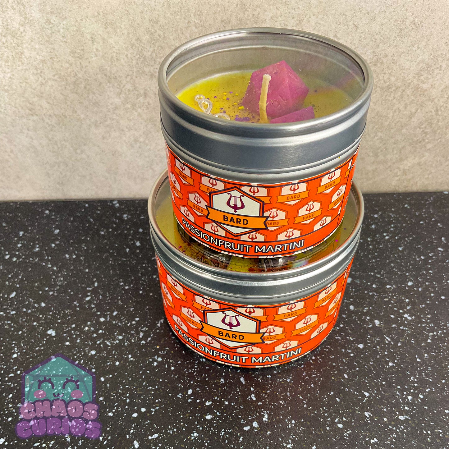 Bard, DnD Character Candle, DnD Dice Candle, Wooden Wick, Passionfruit Martini Scented, Roleplay Candle, Dice Wax Melts, 35+ Hours