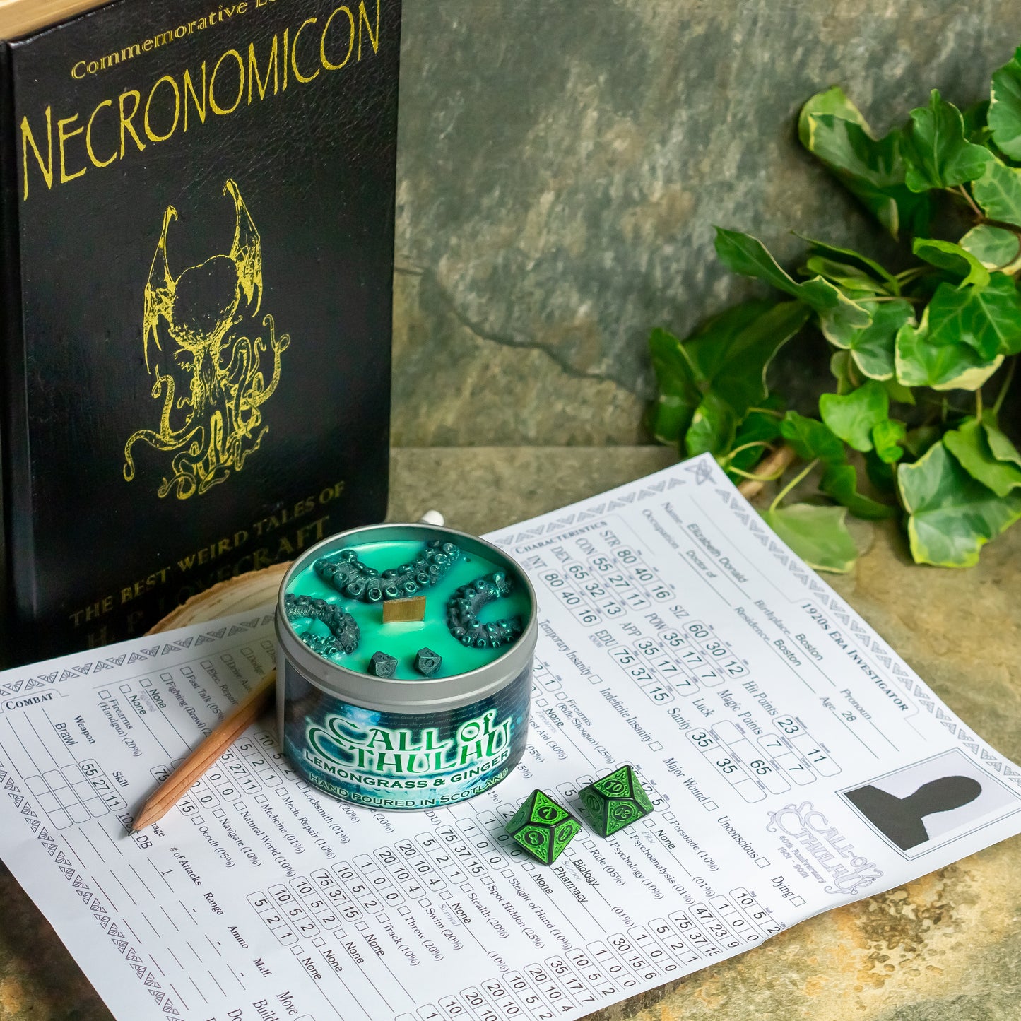 Call of Cthulhu Candle, Soy Wax, 35 hrs+ burn time, RPG Inspired Candle, Lovecraftian Candle, Cthulhu Mythos Candle, Call of Cthulhu RPG