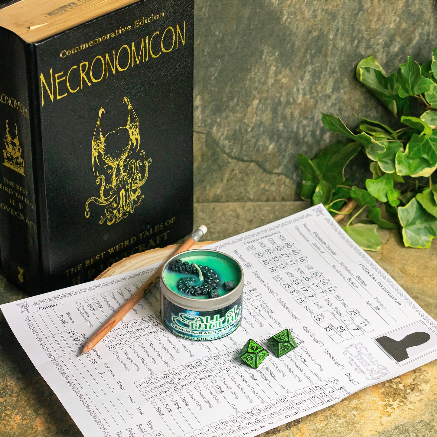 Call of Cthulhu Candle, Soy Wax, 35 hrs+ burn time, RPG Inspired Candle, Lovecraftian Candle, Cthulhu Mythos Candle, Call of Cthulhu RPG