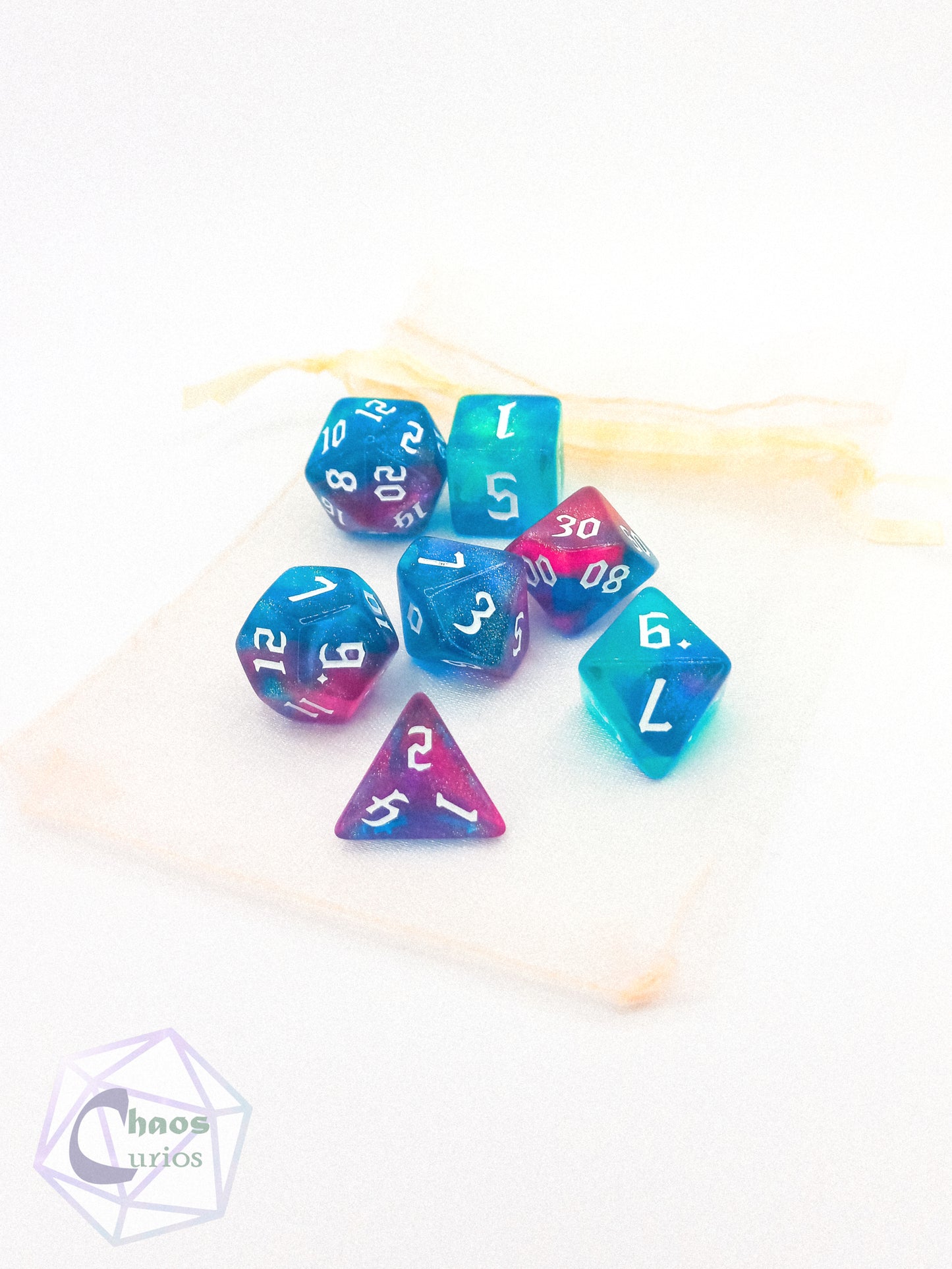 Glitter Blue/Pink 7-piece Dice Set Chaos Font