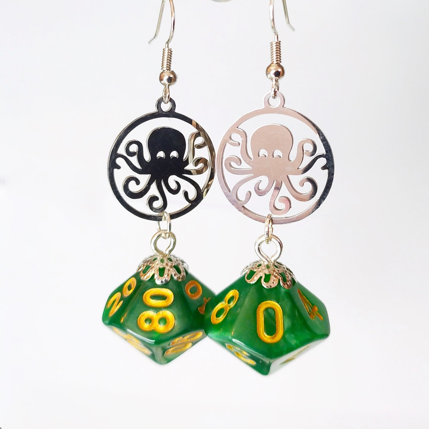 Call of Cthulhu D10/% Earrings, Silver Finishing
