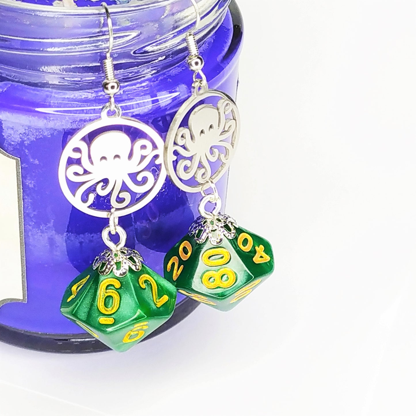 Call of Cthulhu D10/% Earrings, Silver Finishing